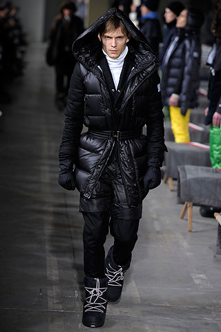 Moncler Gamme Bleu / - 2010-2011